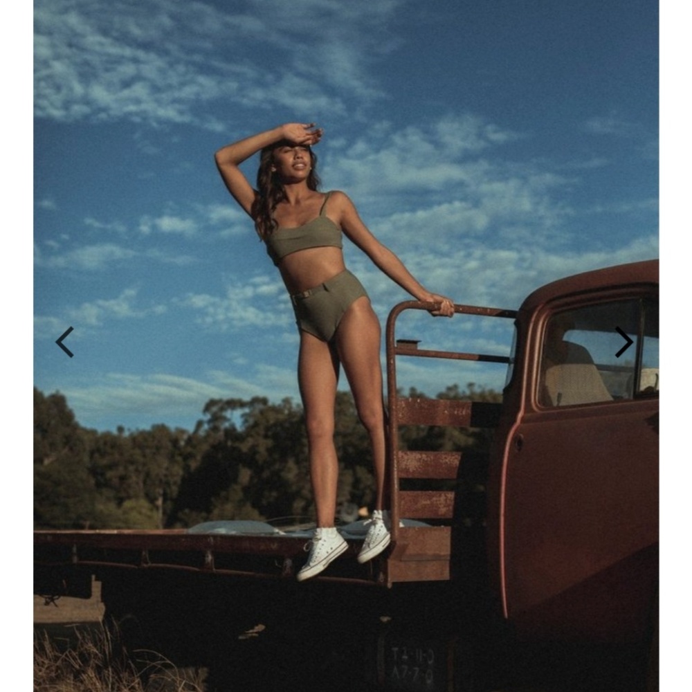 Mimi kini Bon bikini top and Clara bikini bottoms